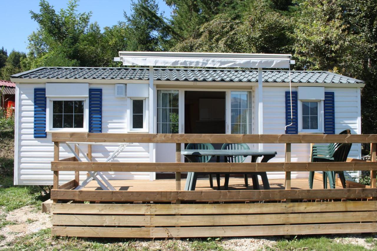 Team Holiday - Camping Le Balcon De Chartreuse Hotel Miribel-les-Échelles Exterior foto