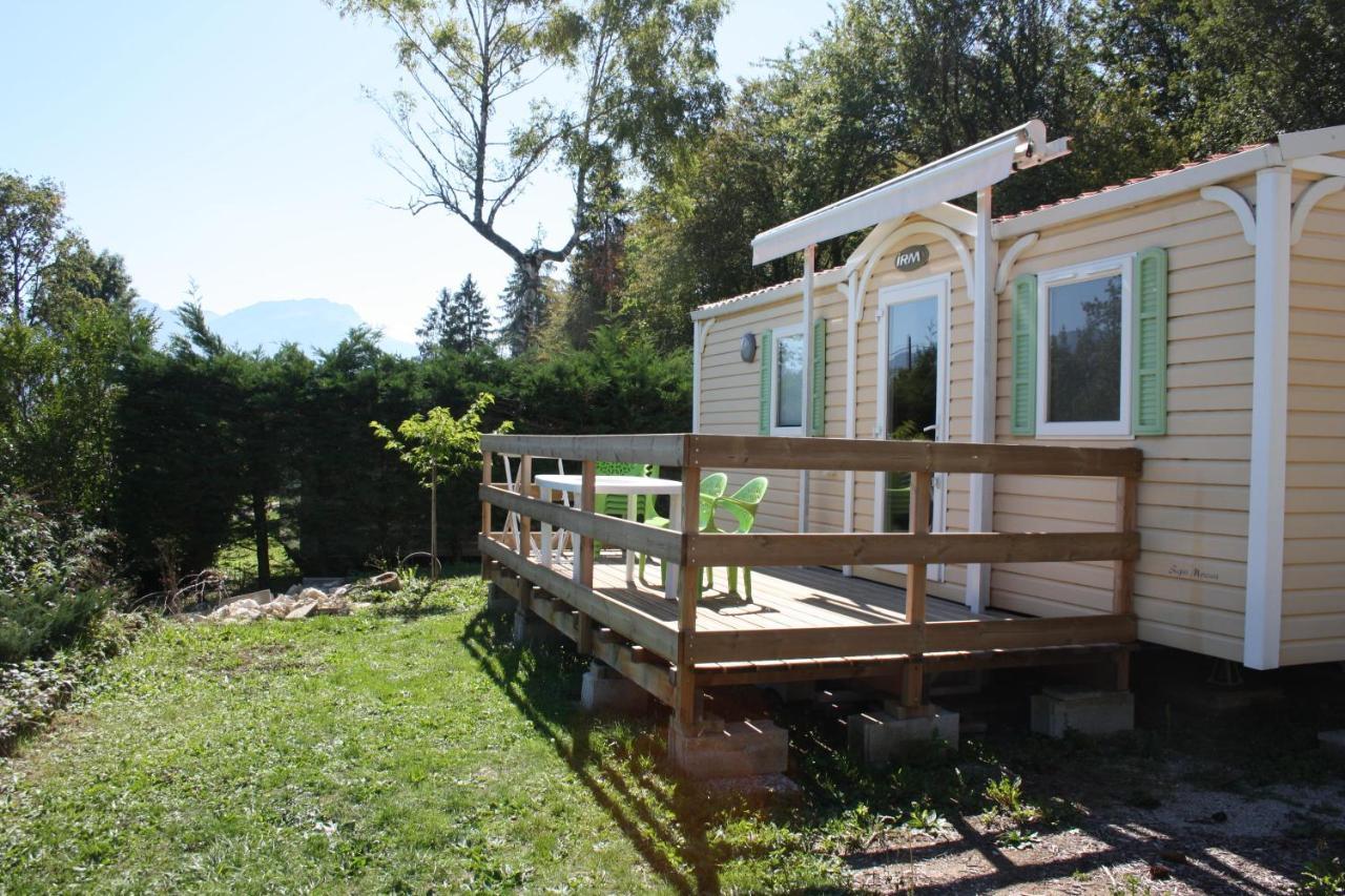 Team Holiday - Camping Le Balcon De Chartreuse Hotel Miribel-les-Échelles Exterior foto