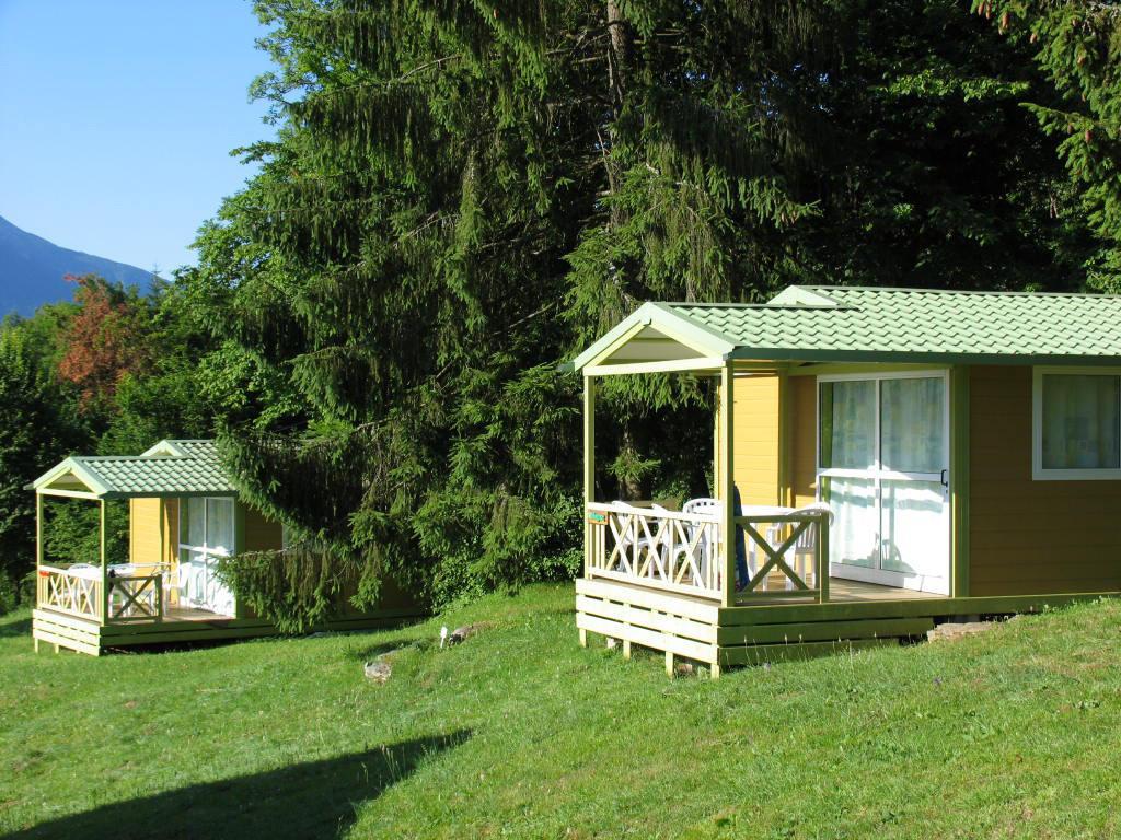 Team Holiday - Camping Le Balcon De Chartreuse Hotel Miribel-les-Échelles Exterior foto
