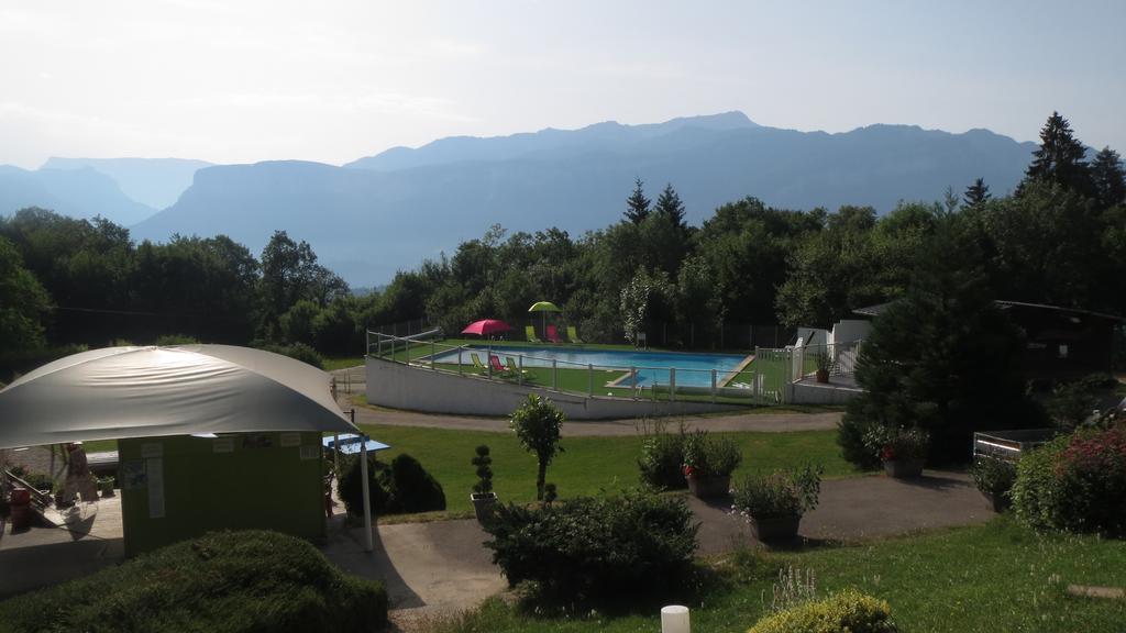 Team Holiday - Camping Le Balcon De Chartreuse Hotel Miribel-les-Échelles Exterior foto