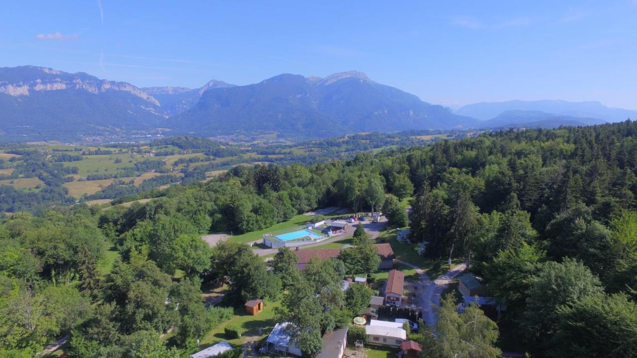 Team Holiday - Camping Le Balcon De Chartreuse Hotel Miribel-les-Échelles Exterior foto